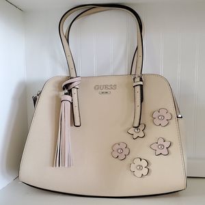 NEVER USED GUESS HANDBAG PURSE BEIGE TASSELS